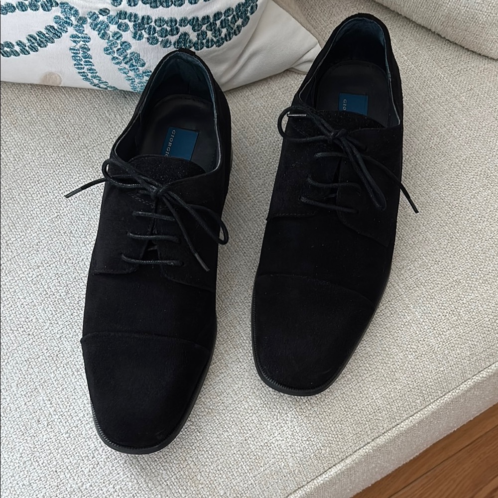 Giorgio Brutini Black Oxfords Classic Suede Design